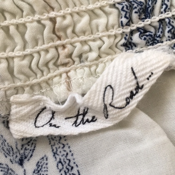 Off the shoulder blue and white blouse - Picture 2 of 3